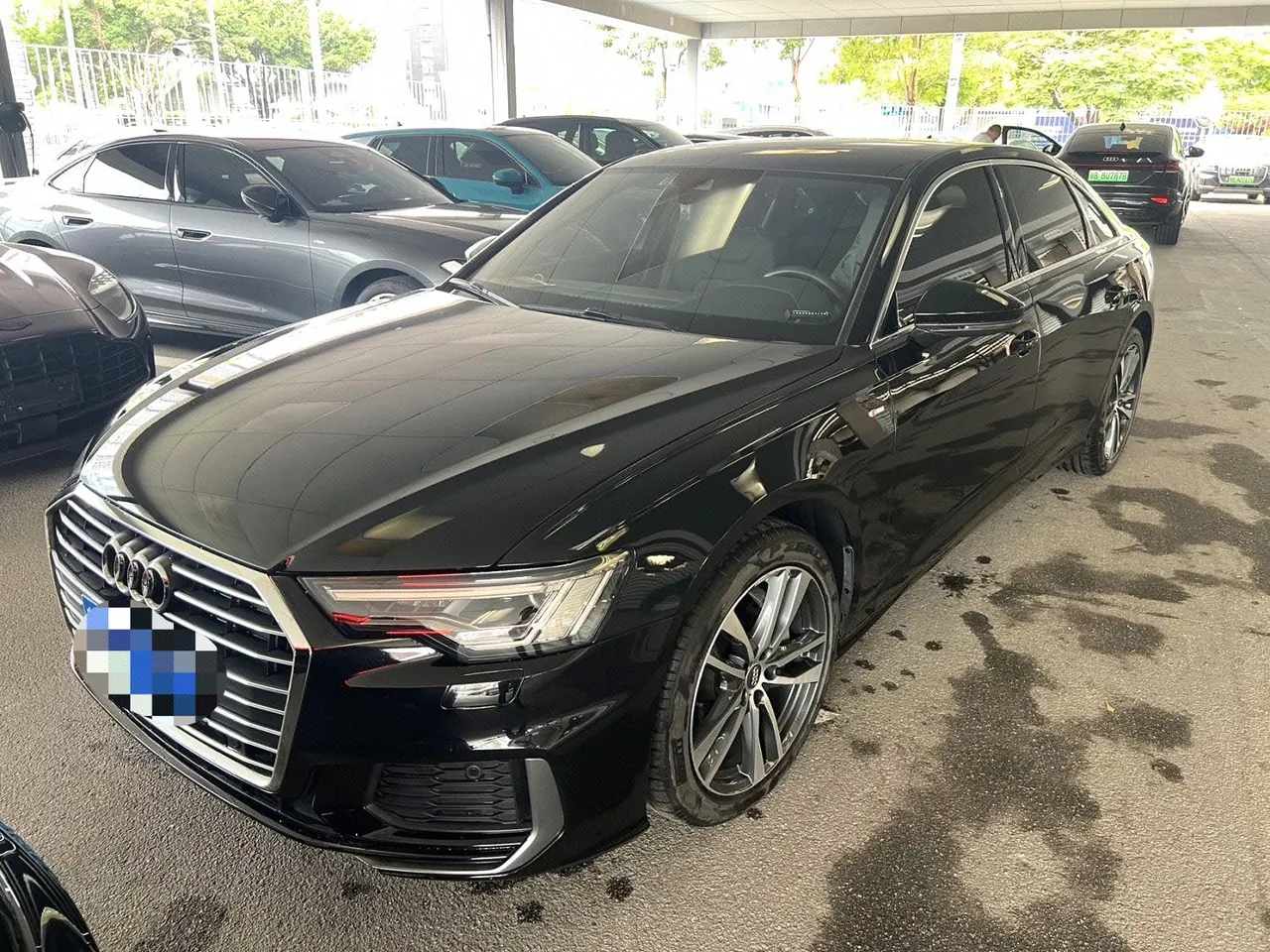 Audi 2020 A6L 2.0TFSI 40TFSI Deluxe Dynamic Automatic - View 1