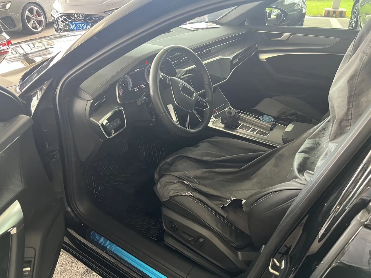 Audi 2020 A6L 2.0TFSI 40TFSI Deluxe Dynamic Automatic 3