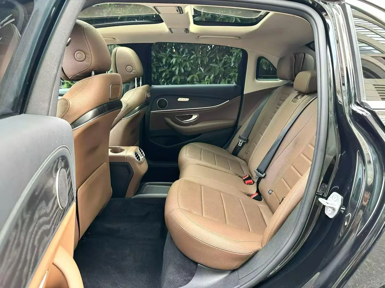 Mercedes Benz E-Class 2020 E 300 L 2.0T Sports Fashion Automatic Gear 9