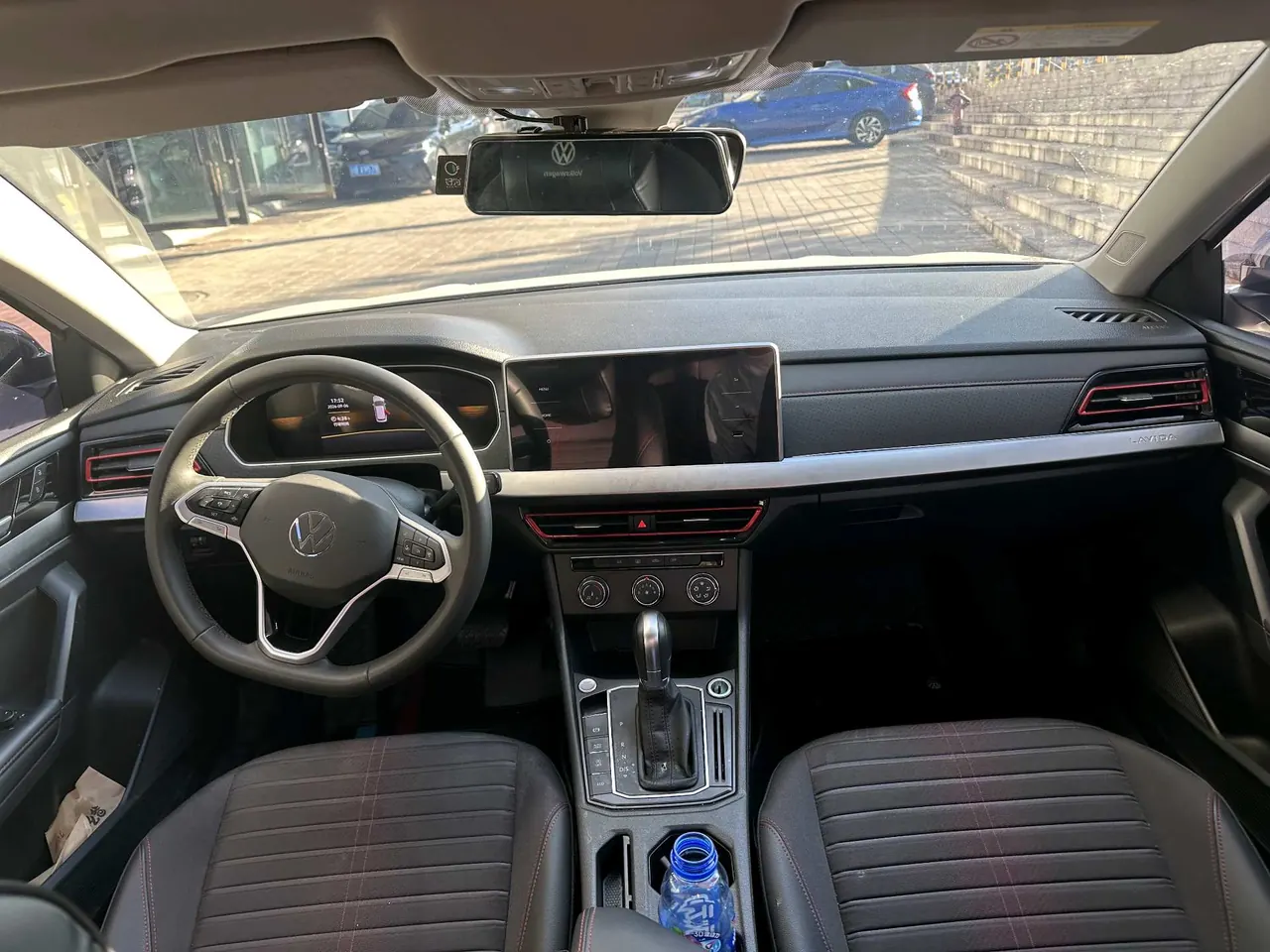 Volkswagen 2024 LaVida 1.5TSI 300TSI Star Full Escape Automatic Gear 4