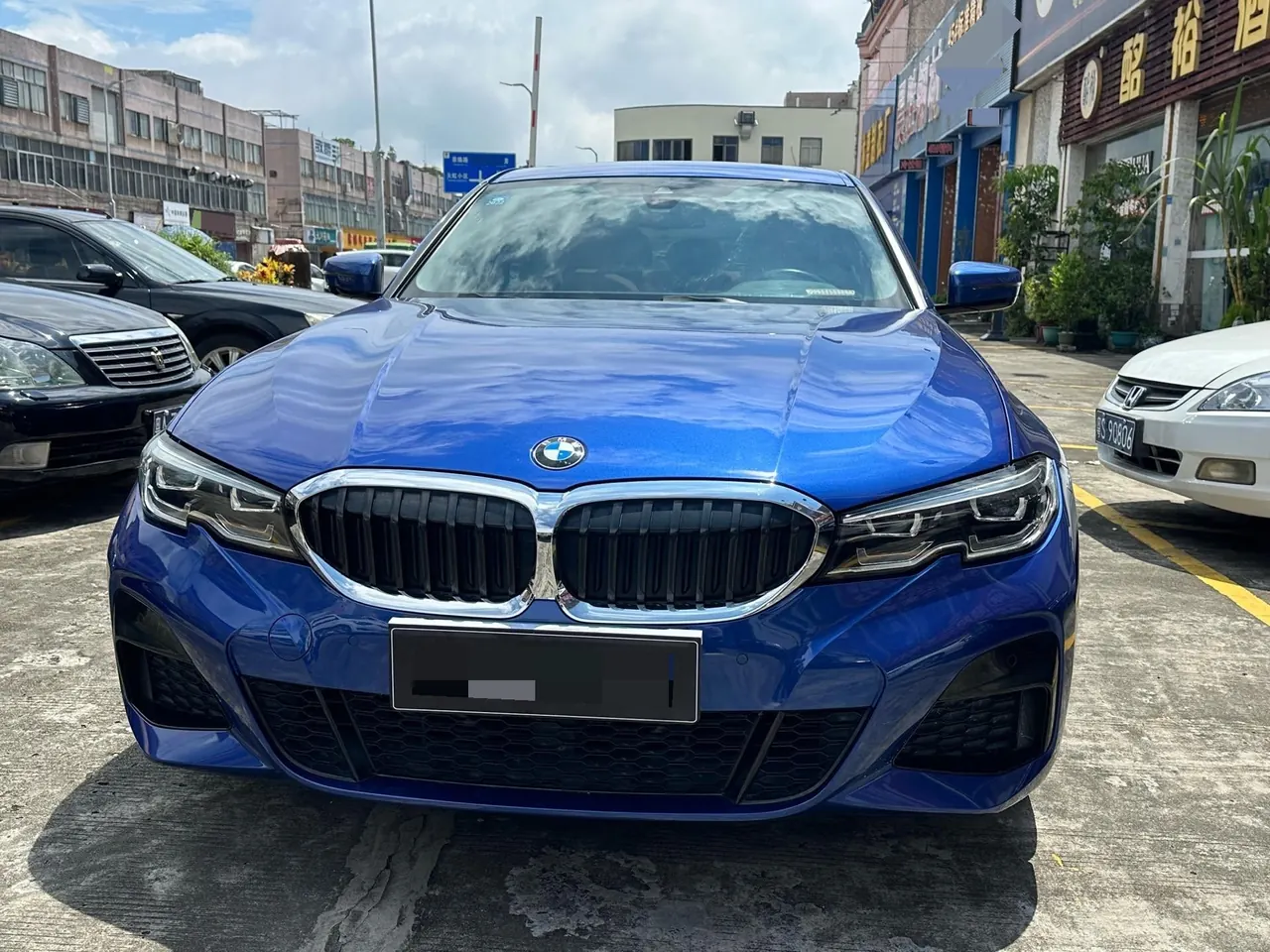 BMW 3 Series 2020 325Li 2.0T First Edition (Revised) Automatic Gear 2