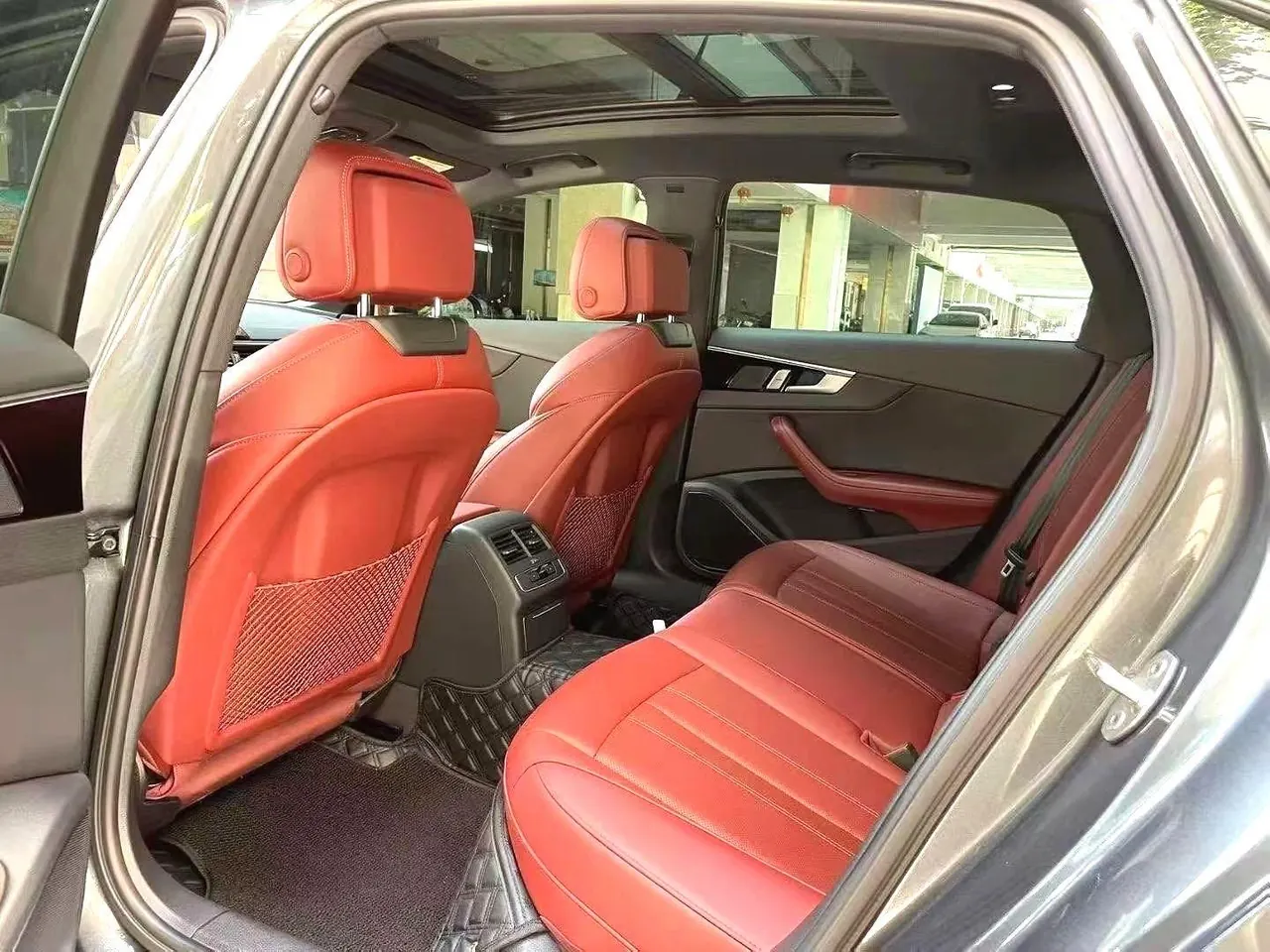Audi 2024 A4L 2.0TFSI 40TFSI Deluxe Dynamic Automatic 6