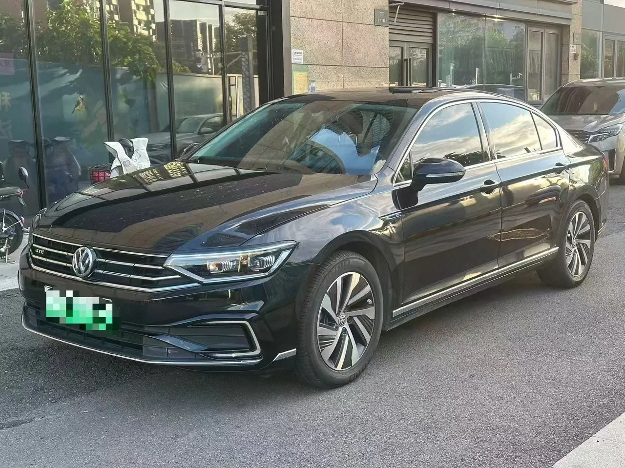 Volkswagen Magotan New Energy 2020 Magotan GTE 1.4T Luxury Automatic Gear - View 1