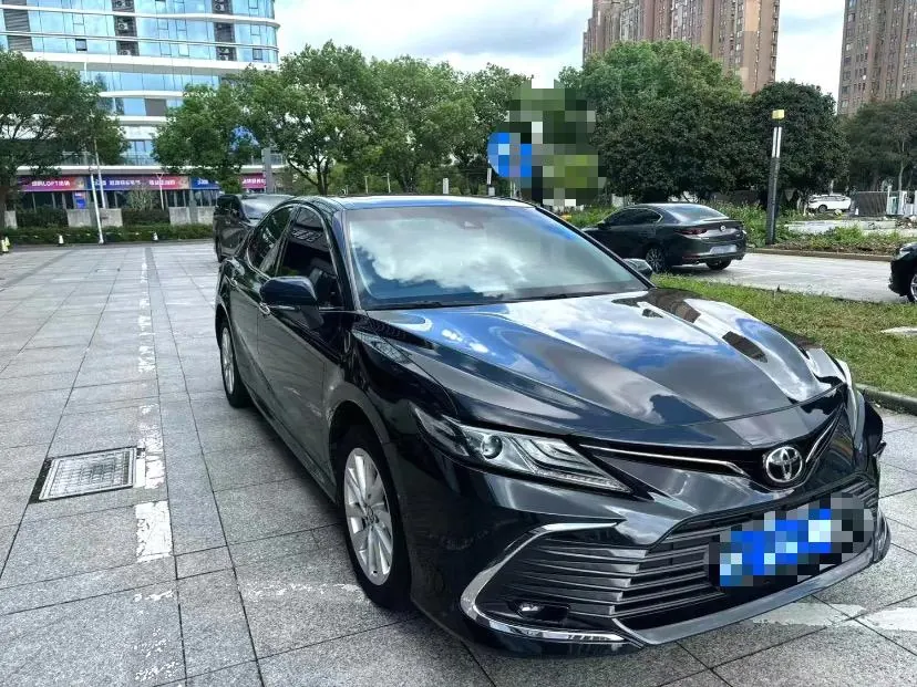 Toyota 2021 Camry 2.0G Stepless Deluxe Edition Automatic Gear 2