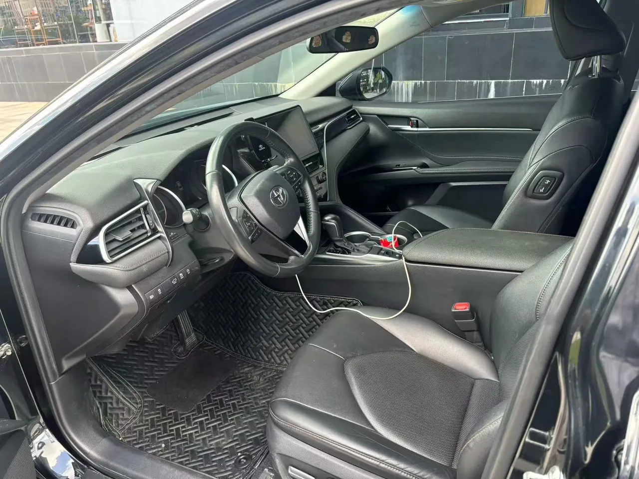 Toyota 2021 Camry 2.0G Stepless Deluxe Edition Automatic Gear 3