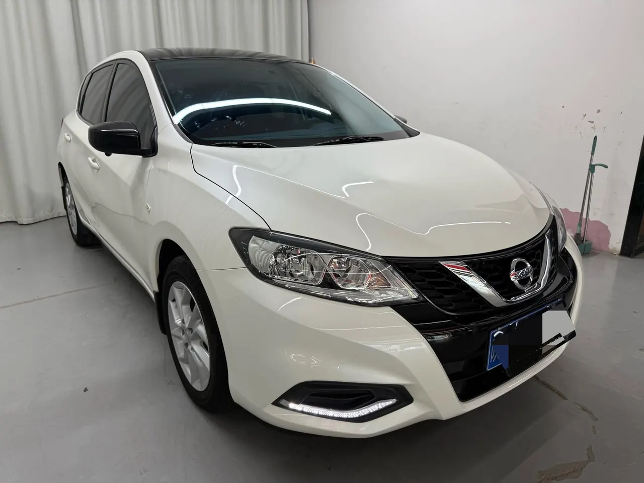 Nissan 2021 Tiida 1.6 Stepless Cool Edition Automatic Gear 3