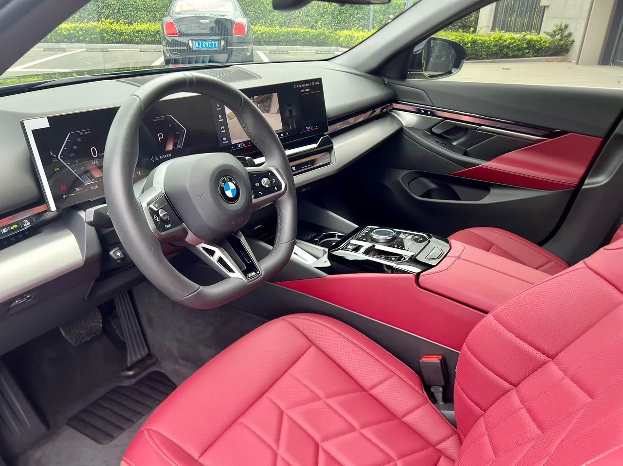 BMW 5 series 2025 525Li 48V 2.0T M sports suit automatic gear 10