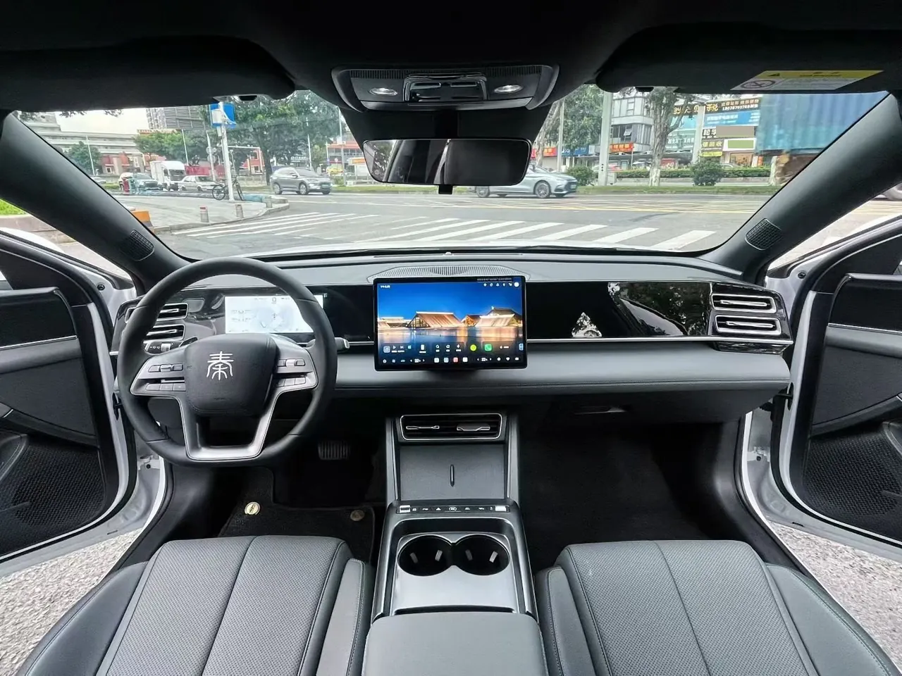 BYD 2026 Qin L DM-i 1.5 stepless 128KM leading automatic gear 5