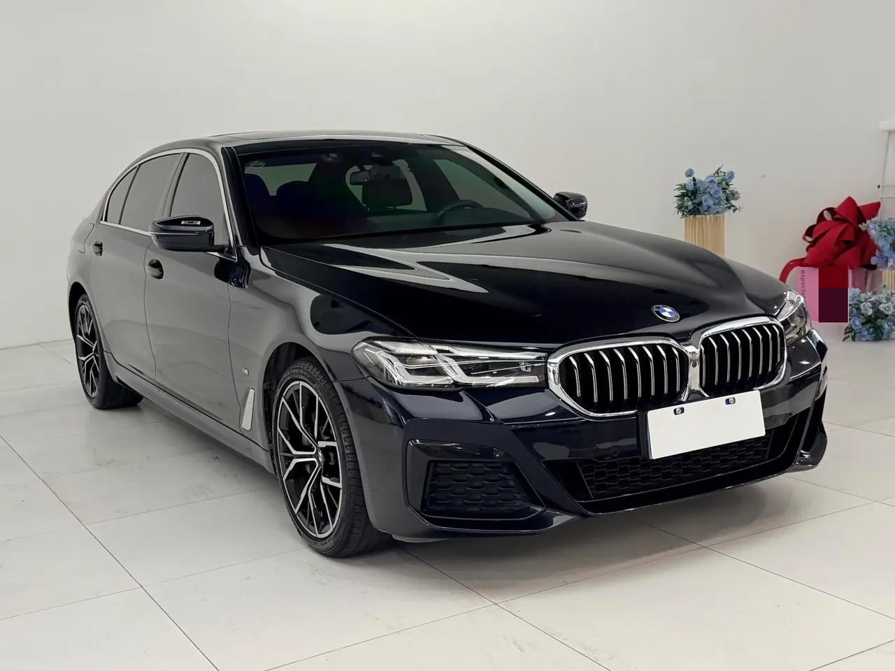 BMW 5 Series 2021 530Li 2.0T Exclusive M Sports Suit Automatic Gear 3