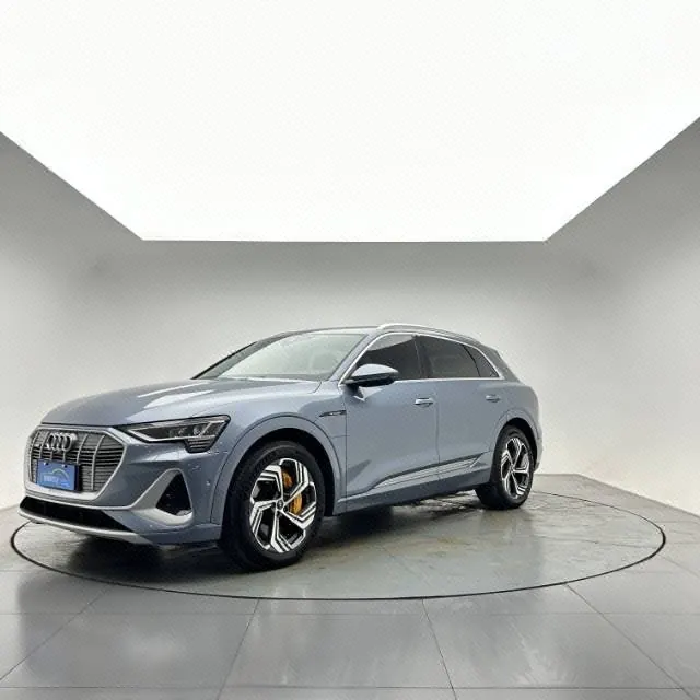 Audi 2021 e-tron 50 Quattro Complete Selection of Automatic Transmission - View 1