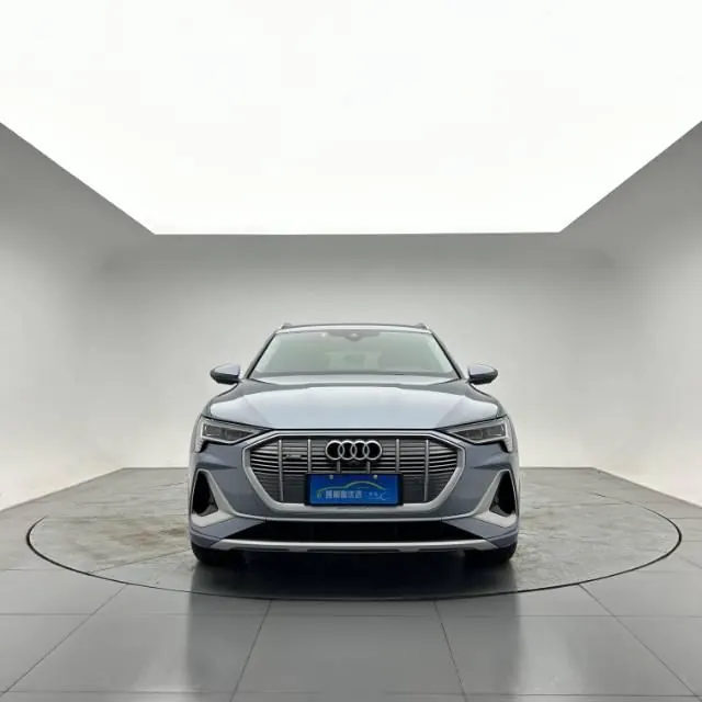 Audi 2021 e-tron 50 Quattro Complete Selection of Automatic Transmission 2