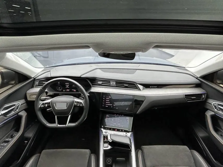 Audi 2021 e-tron 50 Quattro Complete Selection of Automatic Transmission 7
