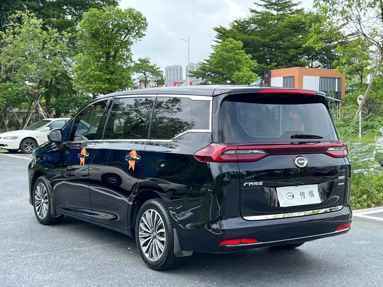 Chuanqi 2021 M6 1.5T 270T Premium Edition 7-seat Automatic Gear 6