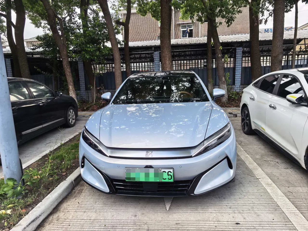 BYD 2025 Han L EV four-wheel drive laser Radar flagship automatic gear 2
