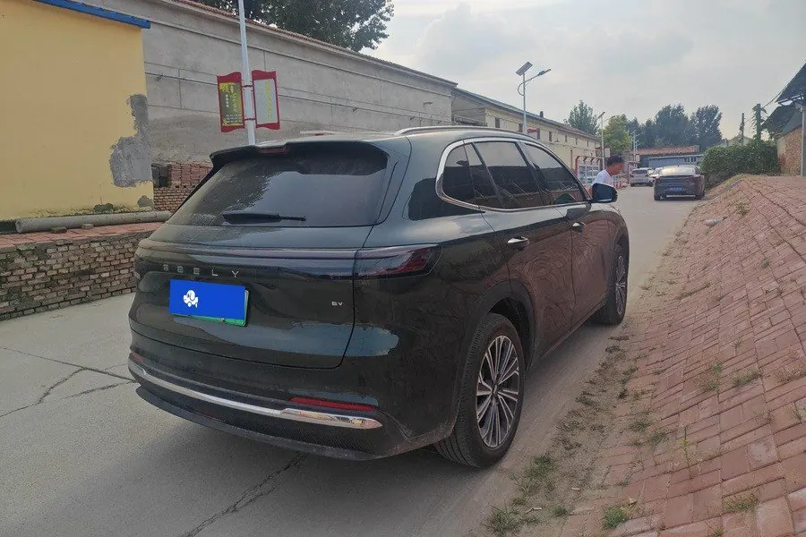 Geely Galaxy 2026 Starship 7 EV 605km Sailing Automatic Gear 2