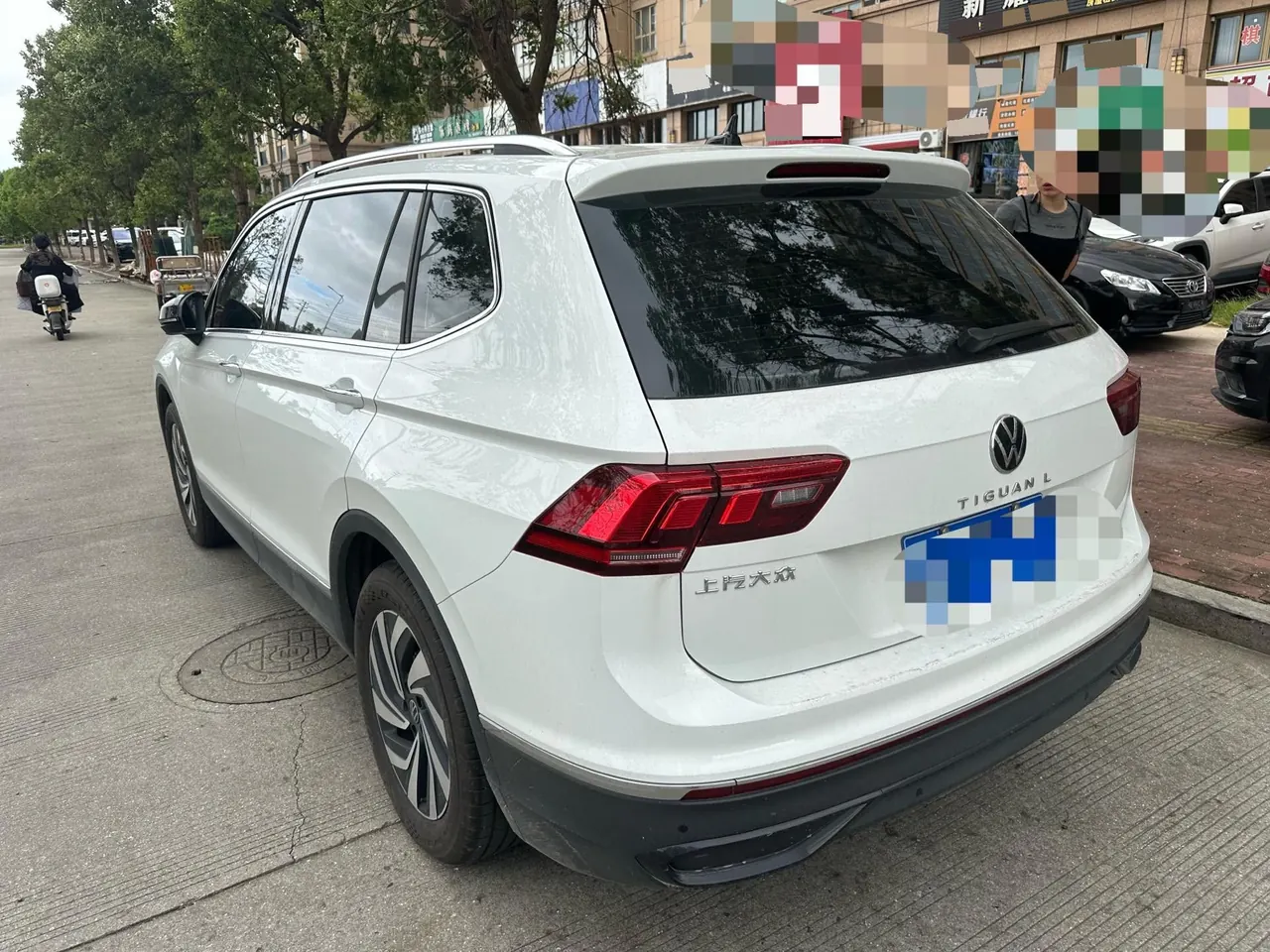 Volkswagen 2025 Tiguan L 1.5TSI 300TSI outstanding two-wheel drive Longteng version automatic gear 4