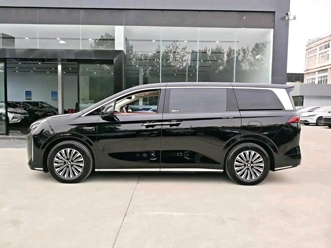 BYD 2025 summer DM-i 1.5T stepless 180km excellent automatic gear 3