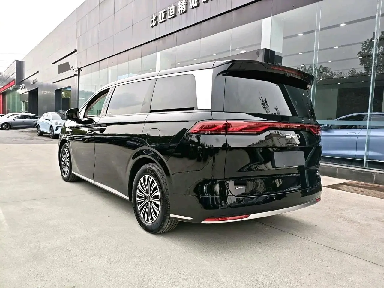BYD 2025 summer DM-i 1.5T stepless 180km excellent automatic gear 4
