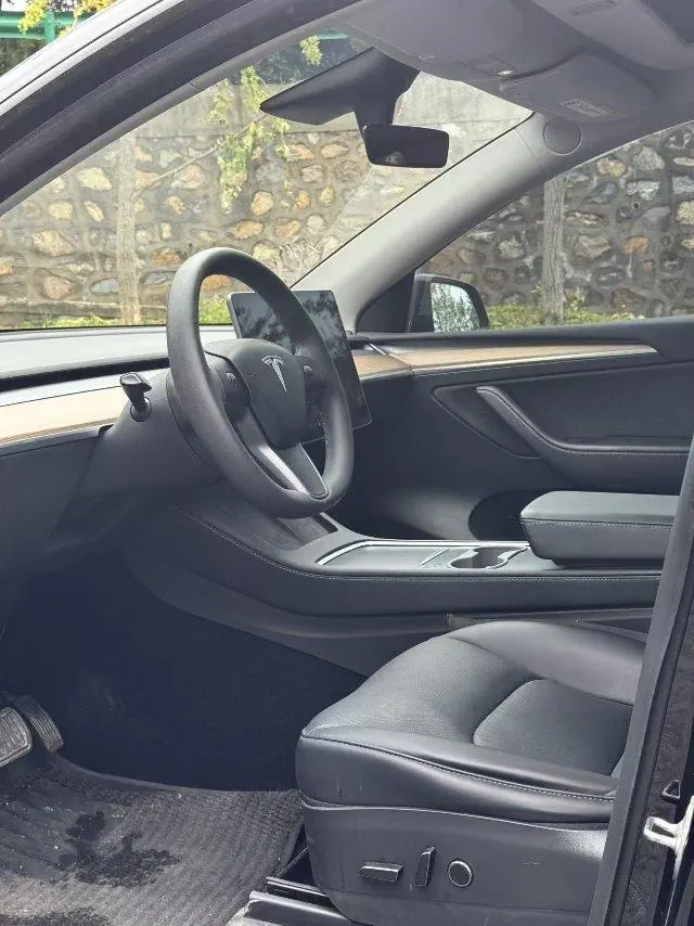 Tesla 2021 Model Y long endurance all-wheel drive version automatic transmission 4