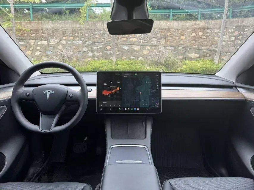 Tesla 2021 Model Y long endurance all-wheel drive version automatic transmission 5