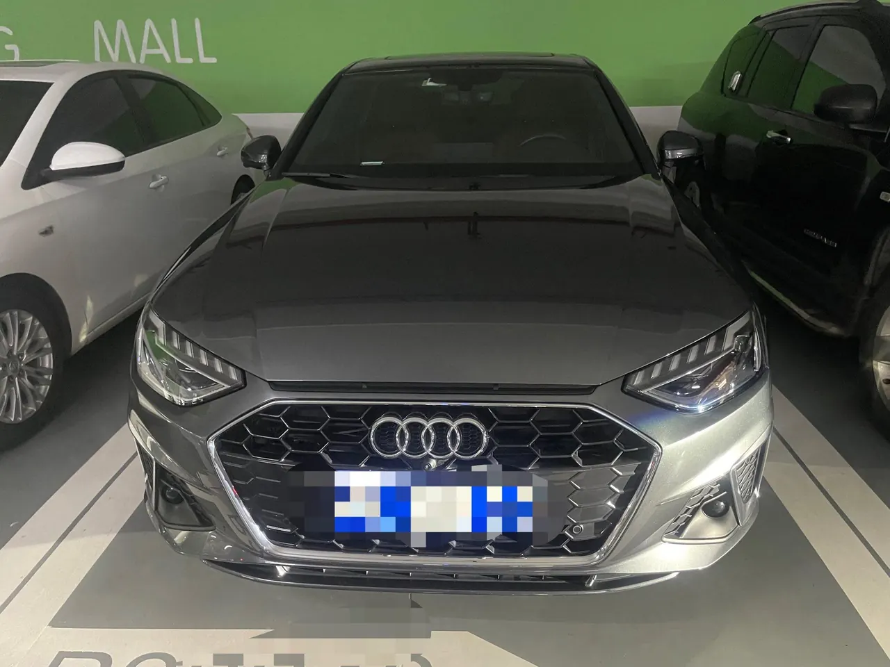 Audi 2021 A4L 2.0TFSI 40TFSI into the life version of the automatic gear 2