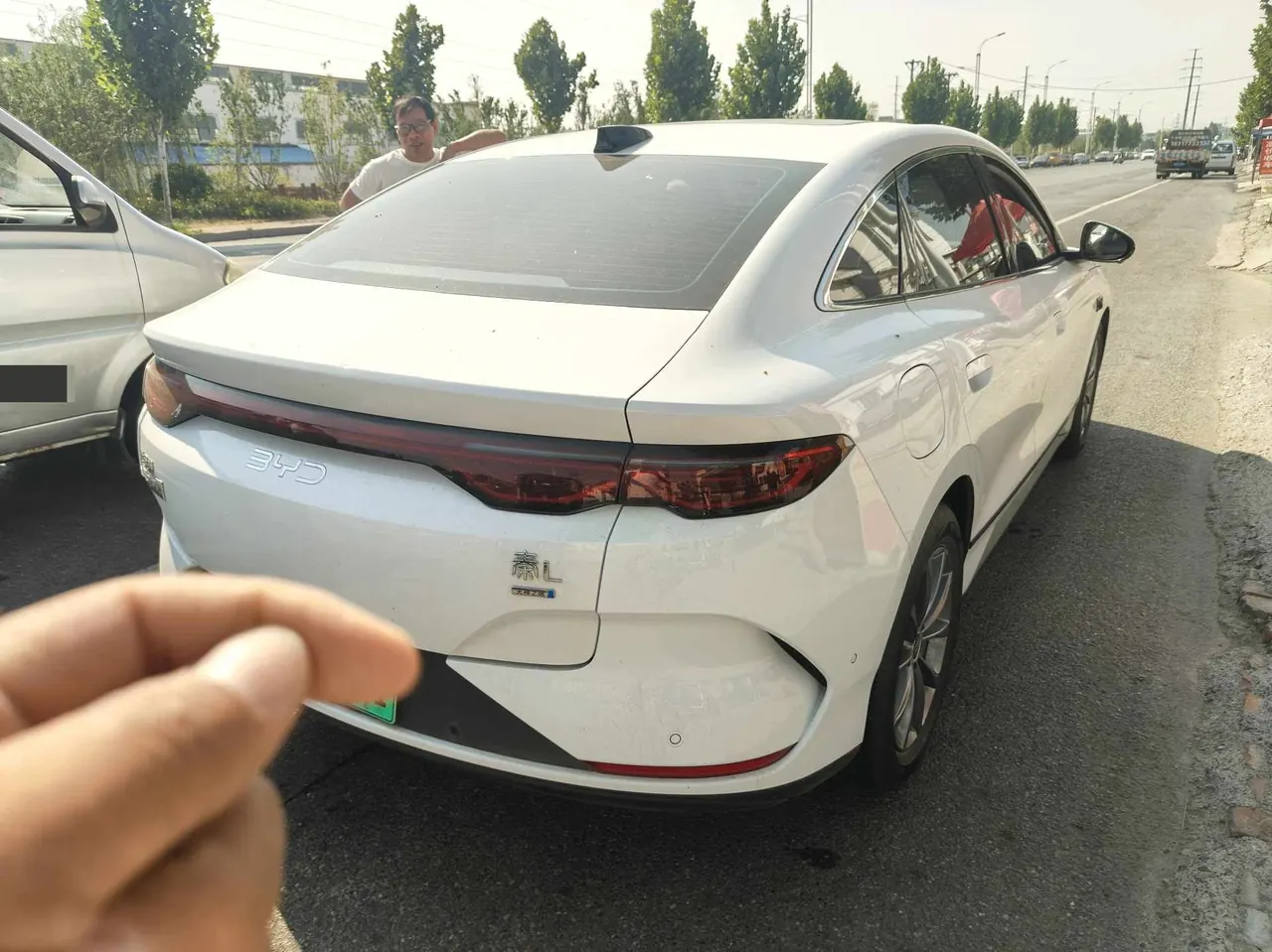 BYD 2025 Qin L EV 470KM Leading Automatic Gear 3