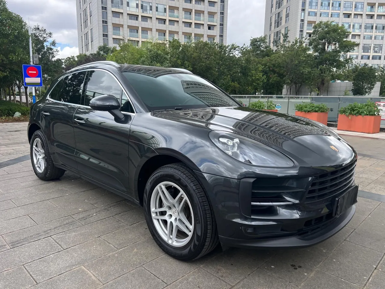Porsche Macan (Imported) 2021 Macan 2.0T Automatic Gear 3