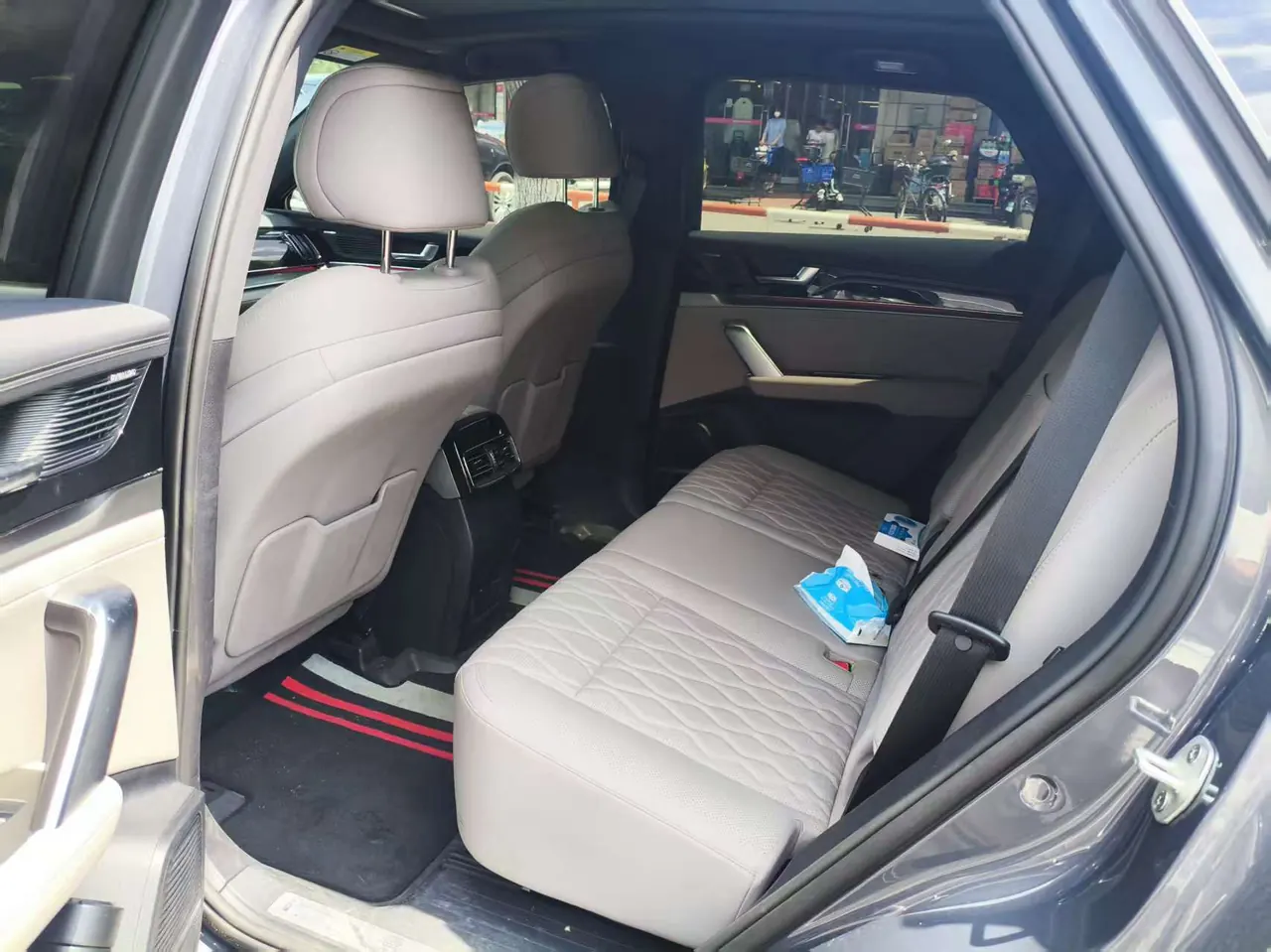 BYD Tang New Energy 2025 Tang DM-i 1.5T Stepless 115KM Honorable Automatic Gear 7