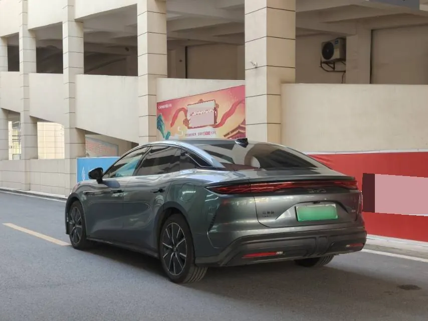 BYD 2025 Han l DM-i 1.5T stepless 200KM laser Radar flagship automatic gear 3