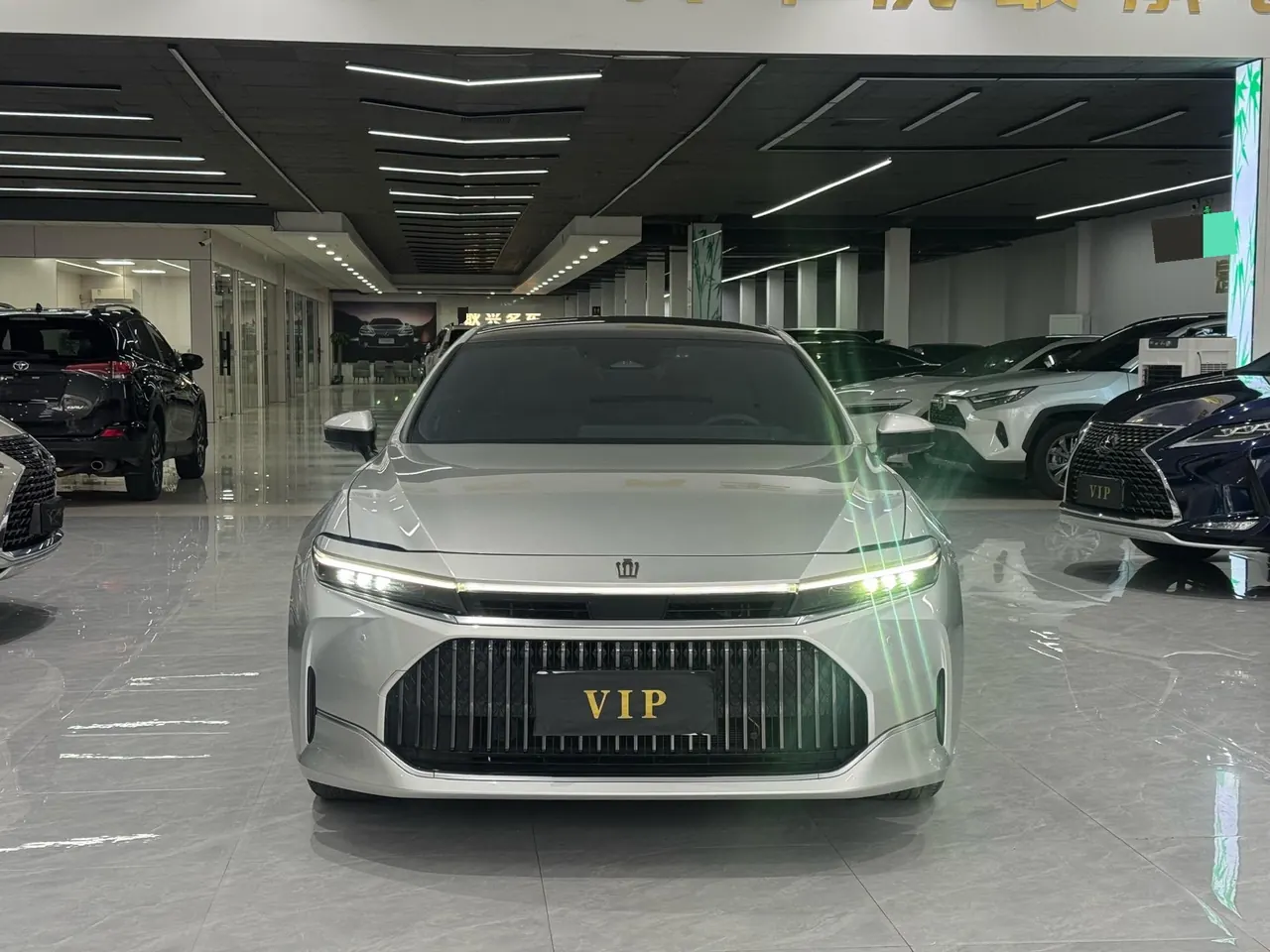 Toyota Crown (Imported) 2024 Crown 2.5 Stepless to Enjoy Automatic Gear 2