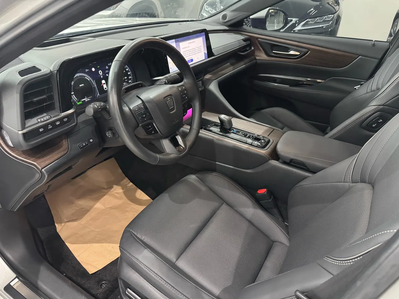 Toyota Crown (Imported) 2024 Crown 2.5 Stepless to Enjoy Automatic Gear 6