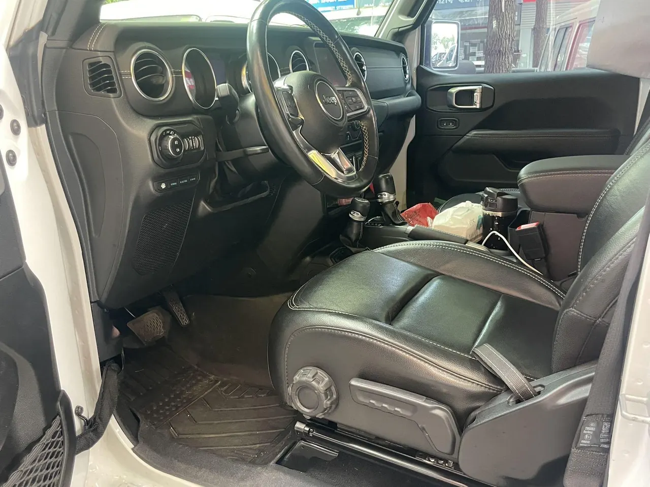 Jeep herdsman New Energy (Imported) 2021 herdsman 4xe 2.0T Sahara Automatic 2