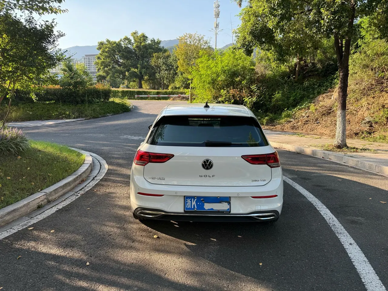 Volkswagen 2021 Golf 8 PRO 1.4TSI 280TSI Automatic 3