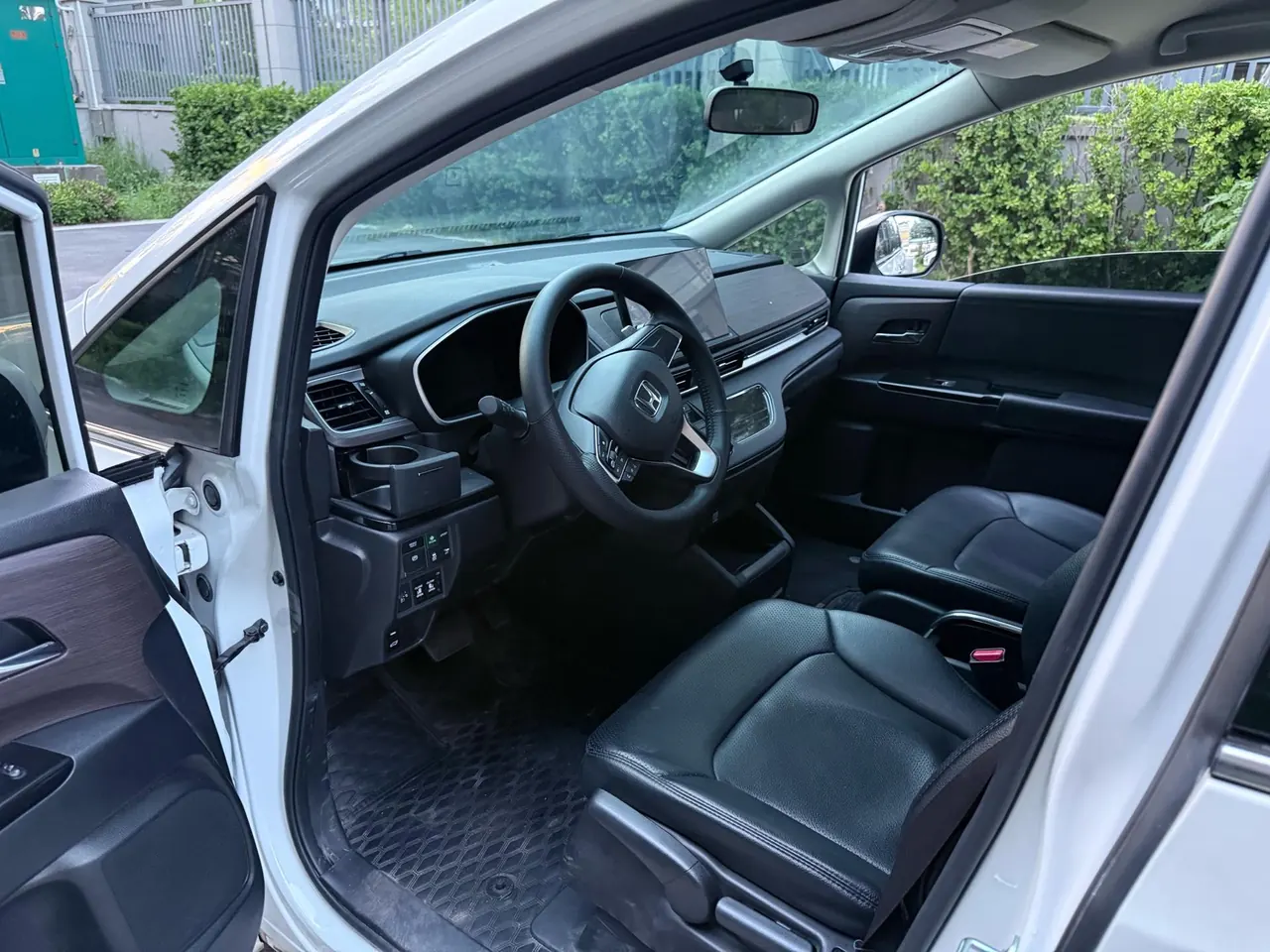 Honda 2024 Odyssey Hybrid 2.0 Stepless Sharp and Pleasant Edition Automatic Gear 7