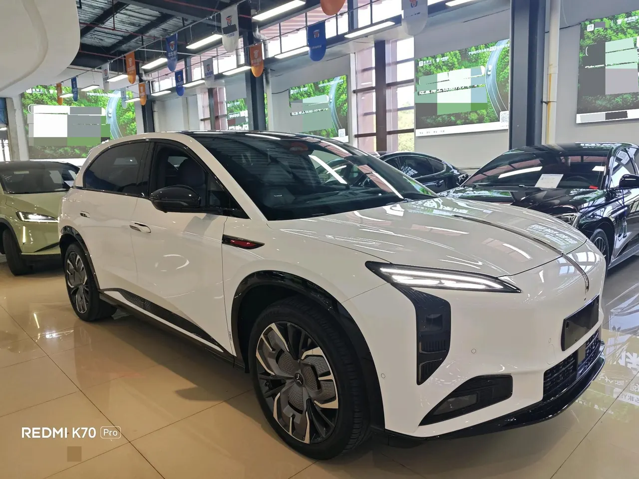 HongQi 2025 Tiangong 08 Pioneer Edition 565 Pro Four-wheel Drive Edition Automatic Gear 3