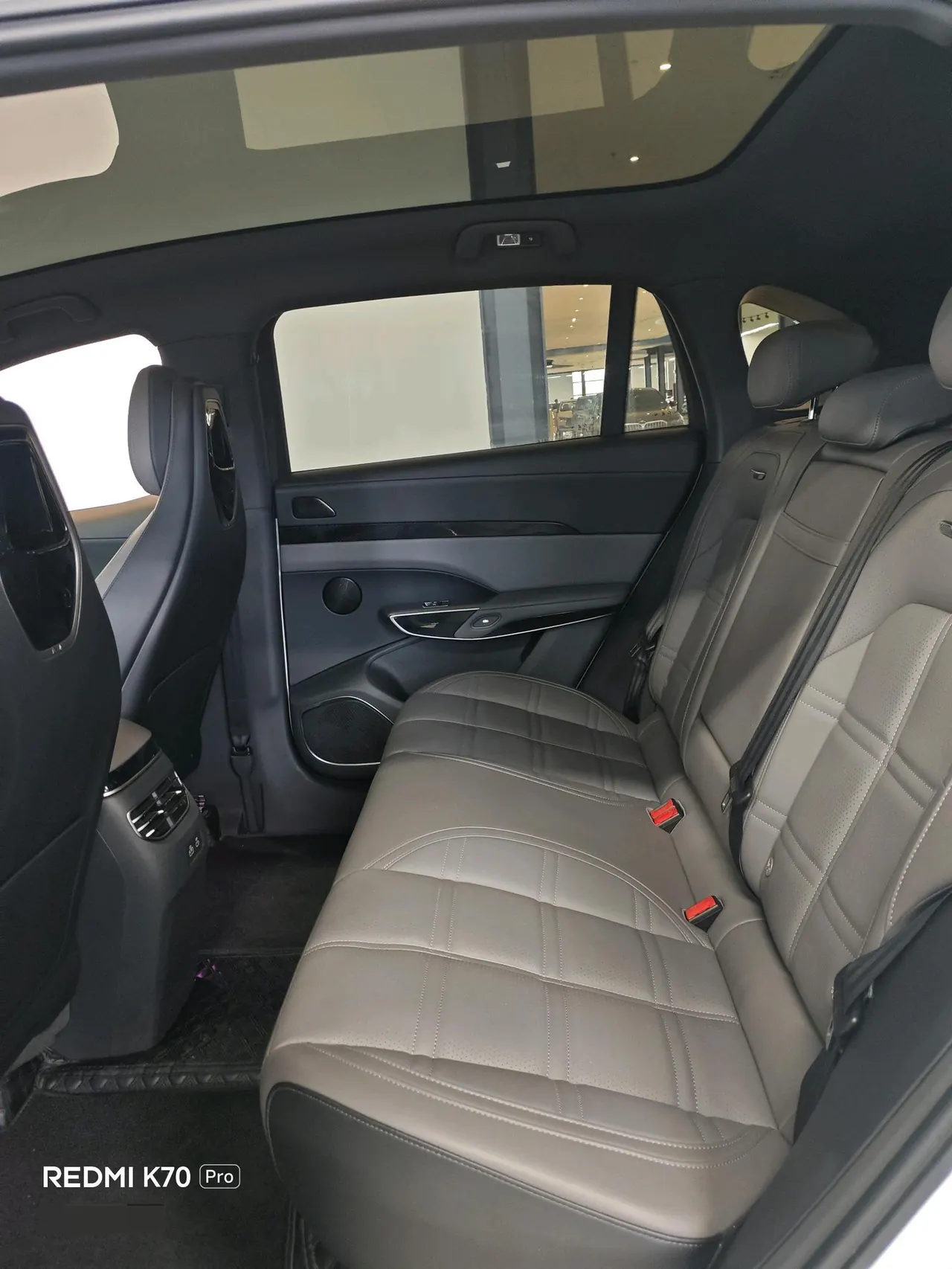 HongQi 2025 Tiangong 08 Pioneer Edition 565 Pro Four-wheel Drive Edition Automatic Gear 4