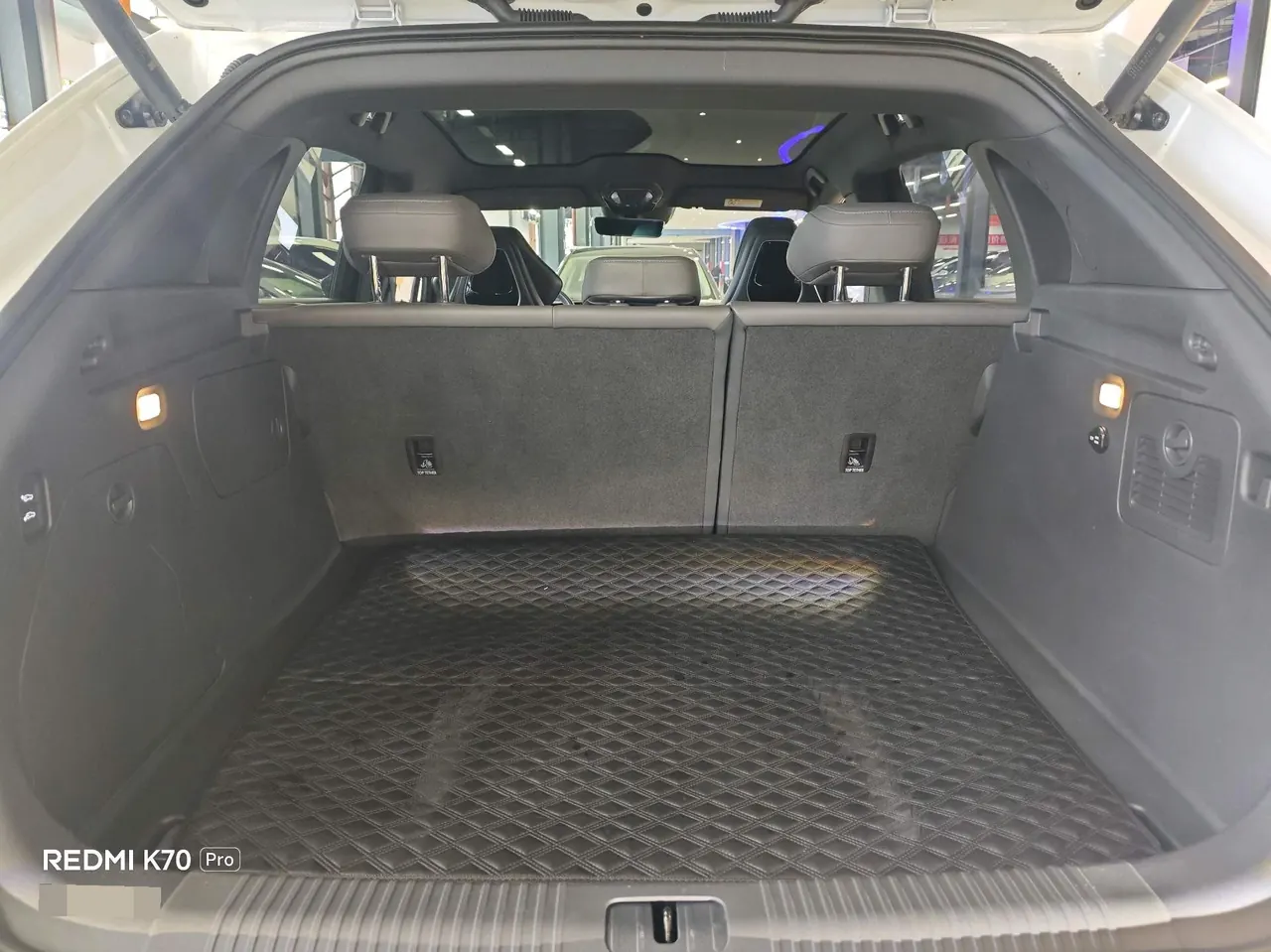 HongQi 2025 Tiangong 08 Pioneer Edition 565 Pro Four-wheel Drive Edition Automatic Gear 9