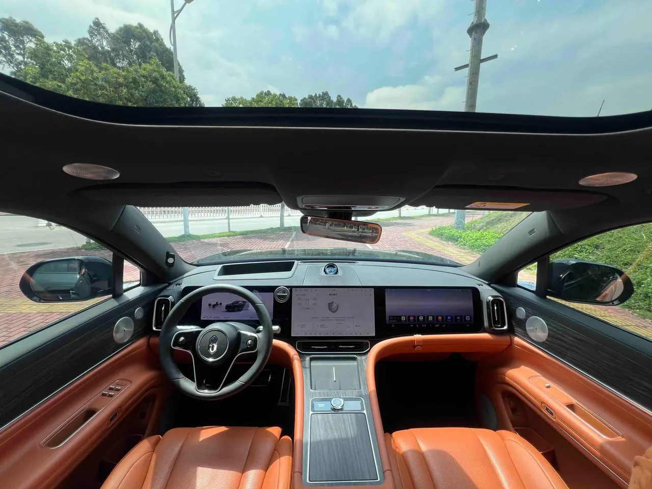 AITO 2025 AITO M9 extended range Ultra version 52kWh5 seat version automatic gear 5