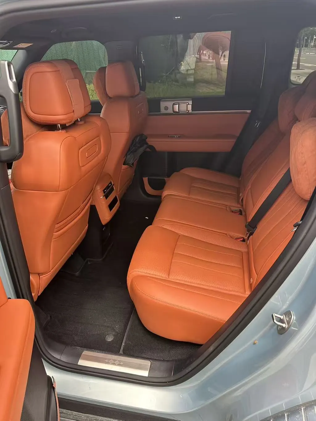FangChengBao 2025 titanium 7 1.5T stepless 190KM four-wheel drive Ultra version of automatic gear 4