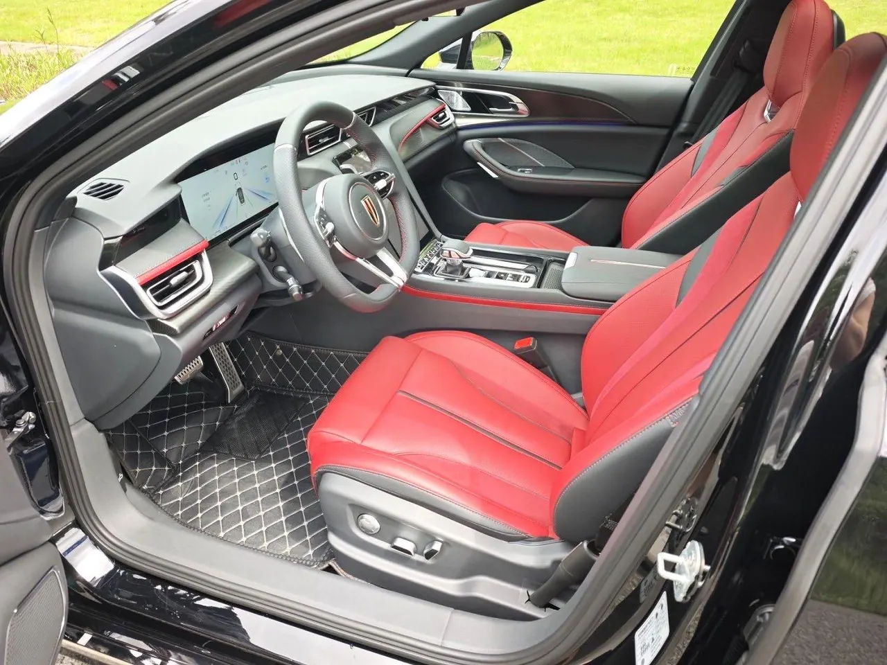 HongQi 2025 H6 2.0T Zhishang Edition Automatic Gear 4