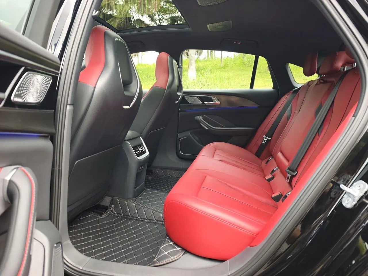 HongQi 2025 H6 2.0T Zhishang Edition Automatic Gear 6