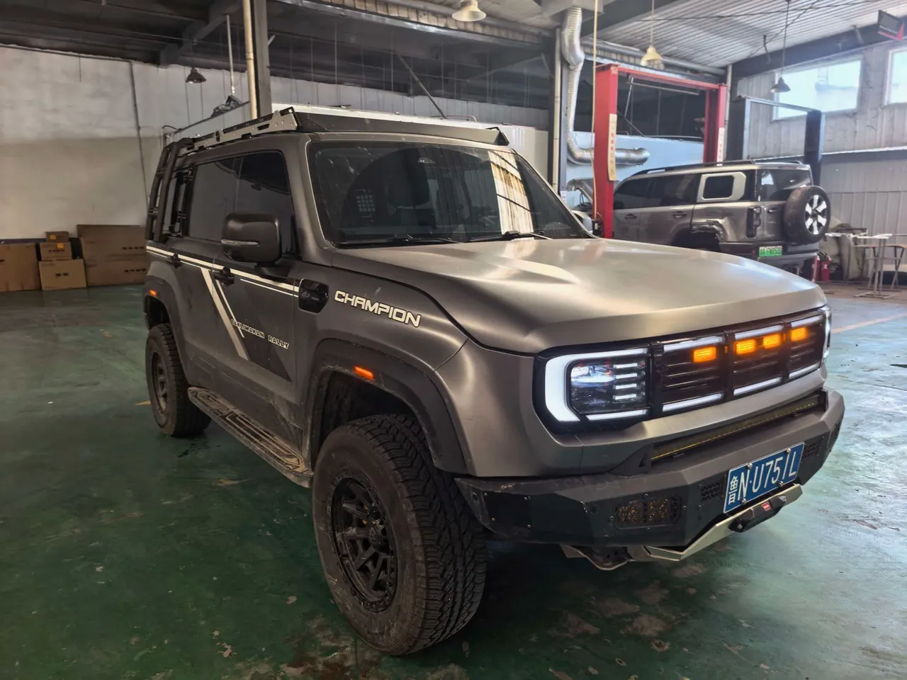 Beijing 2024 BJ40 2.0T Blade Hero Climber Automatic Gear 2