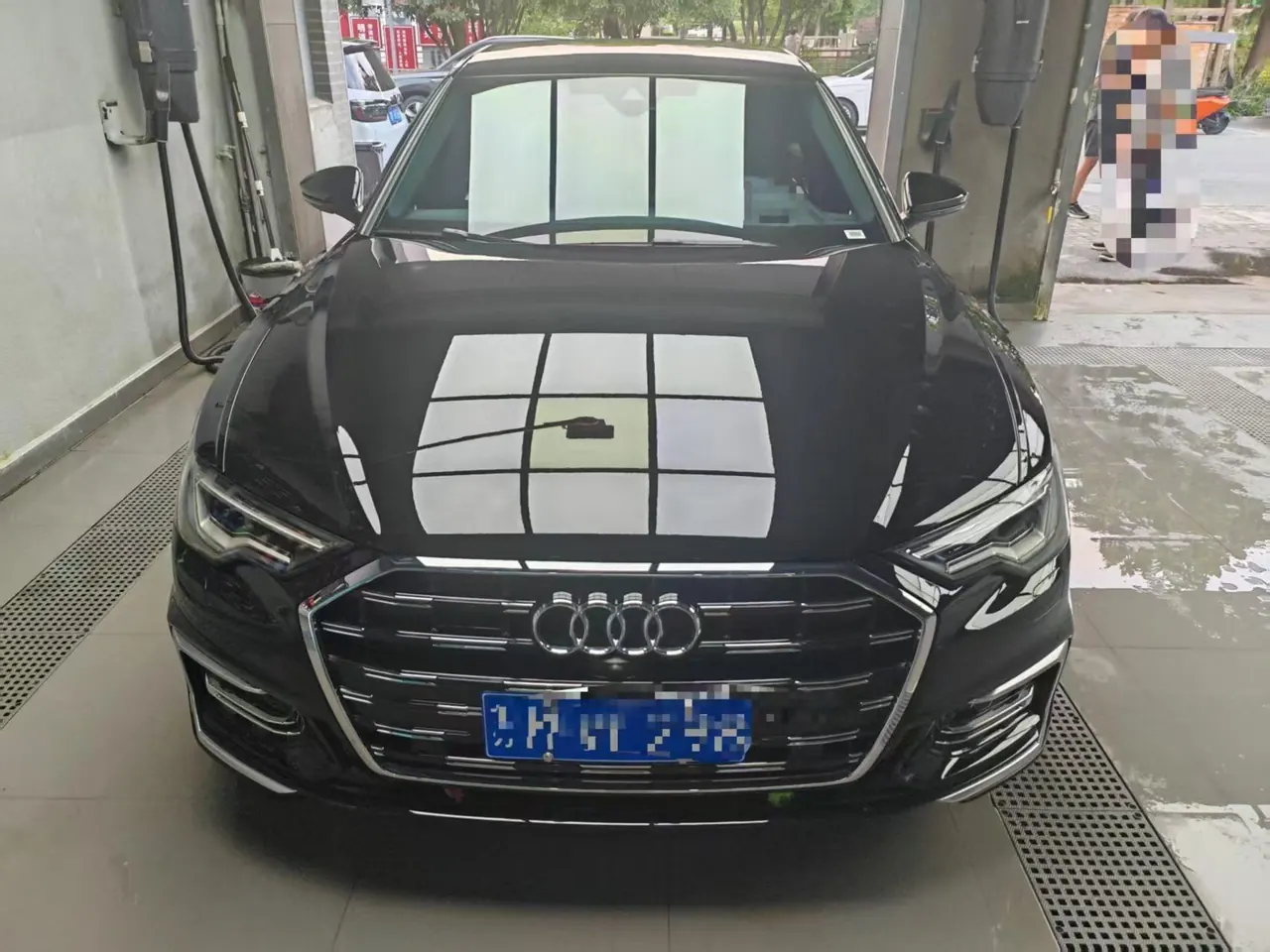 Audi 2025 A6L 2.0TFSI 45TFSI Selected Dynamic (Modified) Automatic Gear 2