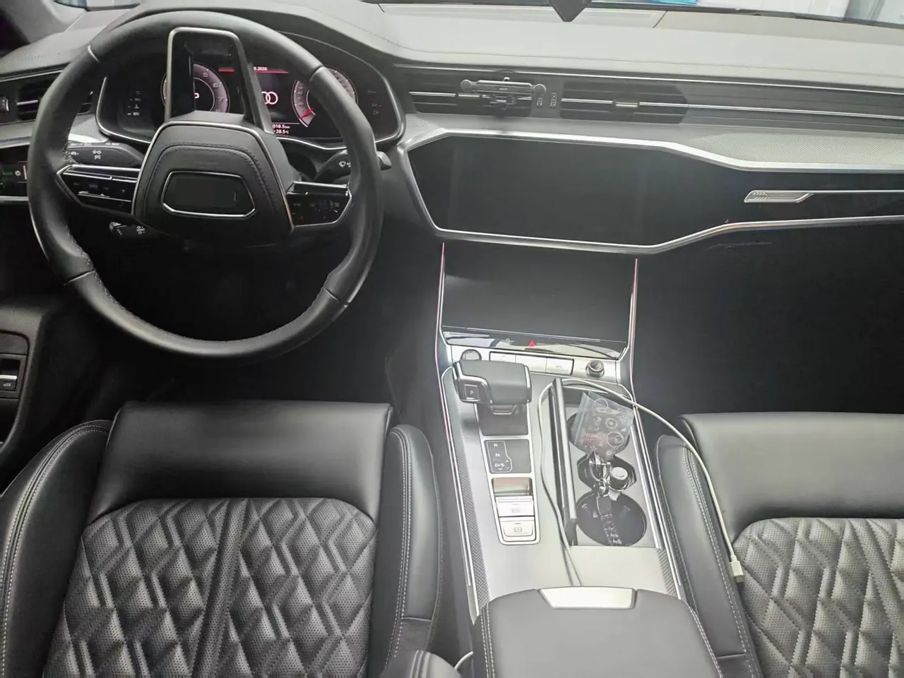 Audi 2025 A6L 2.0TFSI 45TFSI Selected Dynamic (Modified) Automatic Gear 3