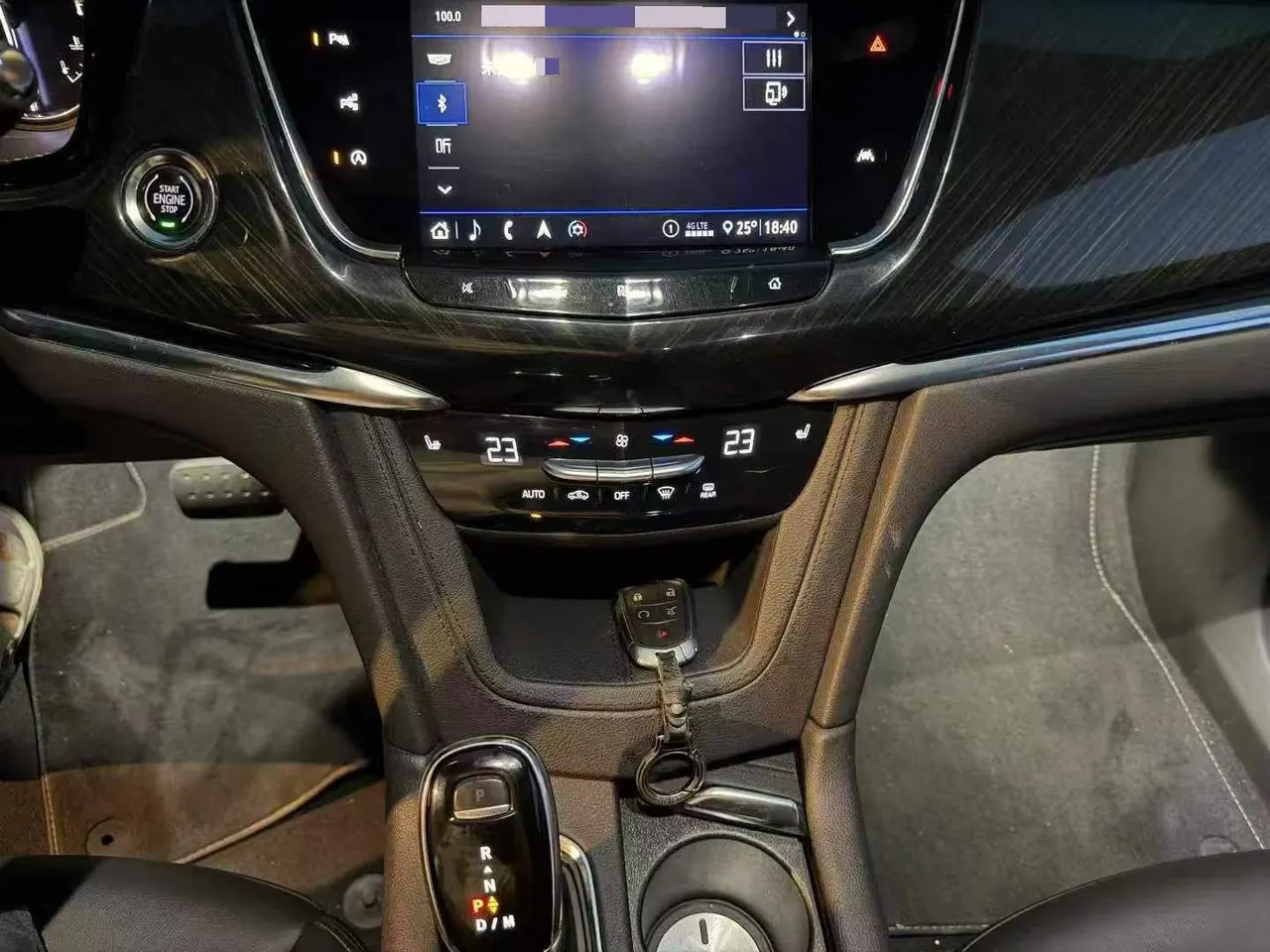 Cadillac 2022 XT6 48V 2.0T 6-seat two-wheel drive luxury automatic gear 5