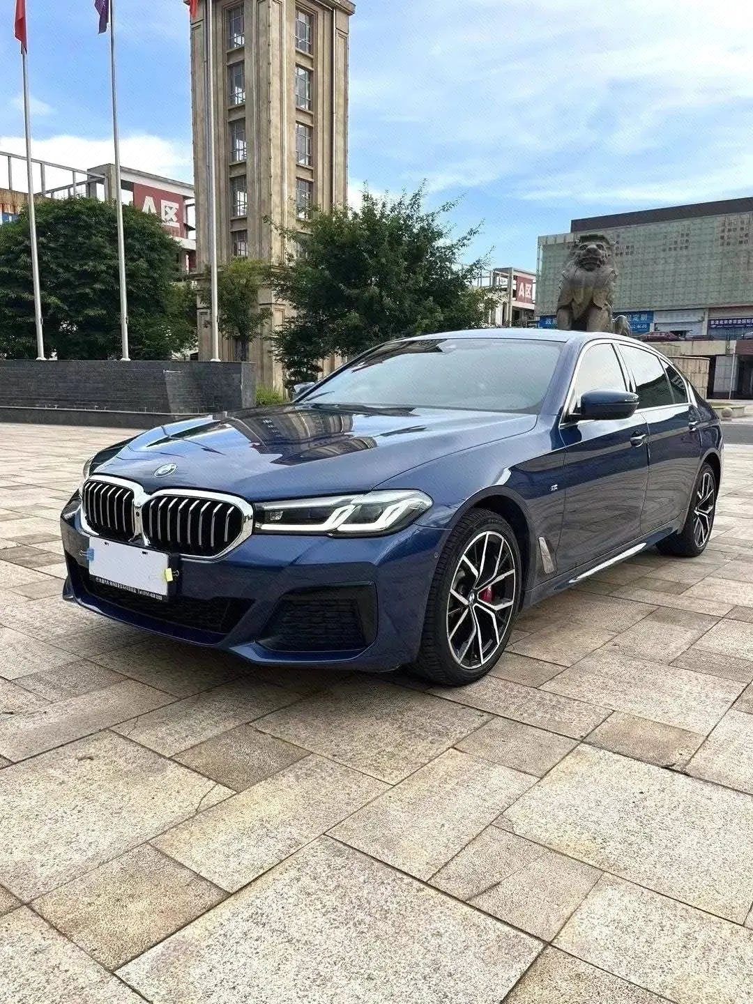 BMW 5 Series 2021 530Li 2.0T Exclusive M Sports Suit Automatic Gear - View 1