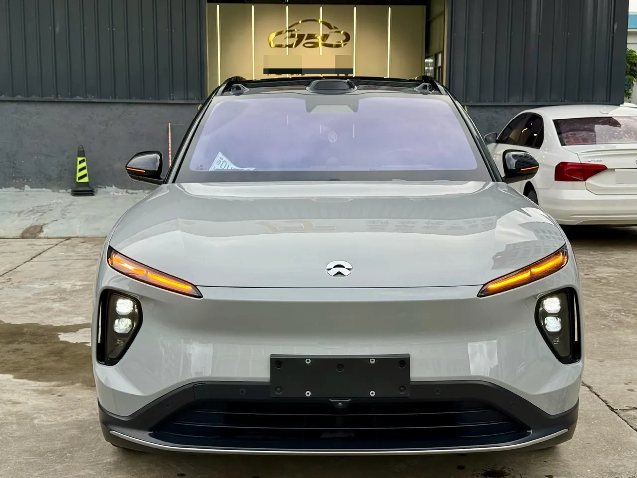 NIO 2024 ES6 75kWh automatic gear 2