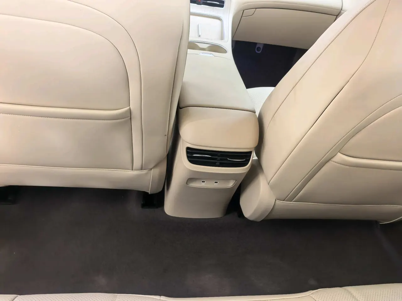 Shangjie 2025 H5 Range-Extended Max Automatic Transmission 13