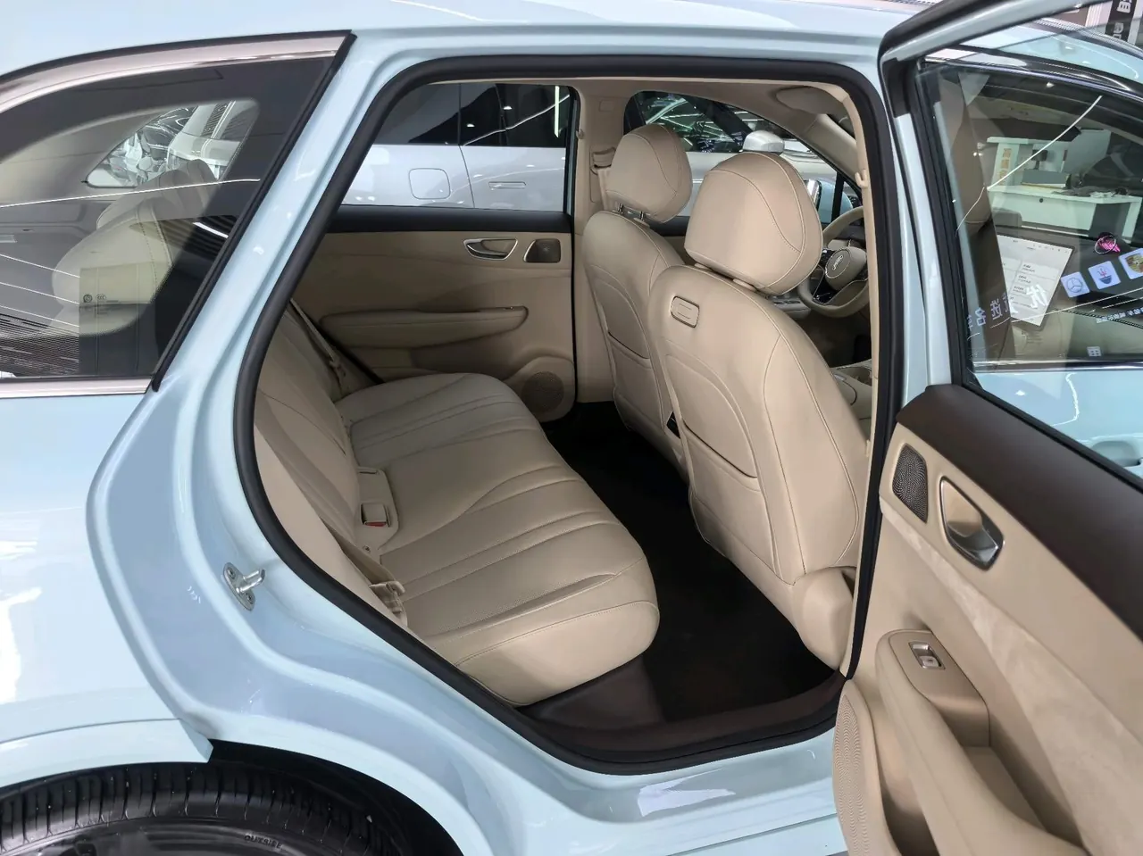 Shangjie 2025 H5 Range-Extended Max Automatic Transmission 18