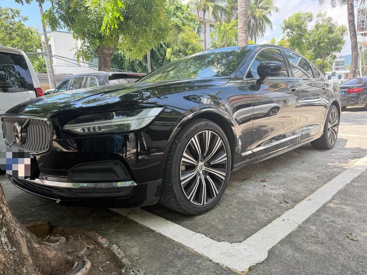 Volvo 2022 S90 48V 2.0T B5 Zhiyuan Deluxe Edition Automatic Gear - View 1